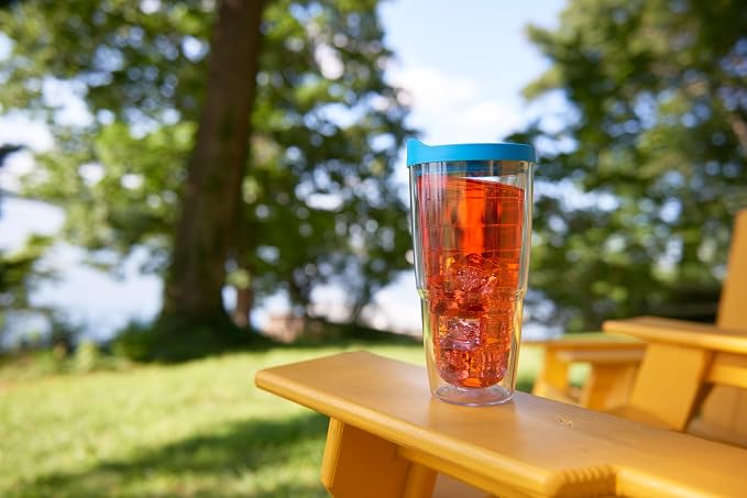 Tervis Clear & Colorful Lidded Made in USA Double Walled Insulated Tumbler Travel Cup Keeps Drinks Cold & Hot, 24oz, Fuchsia Lid - Image 2